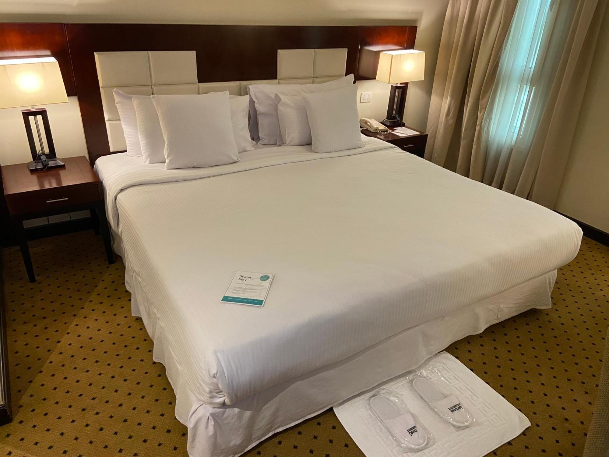 Junior Suite,1212106288:JPEG